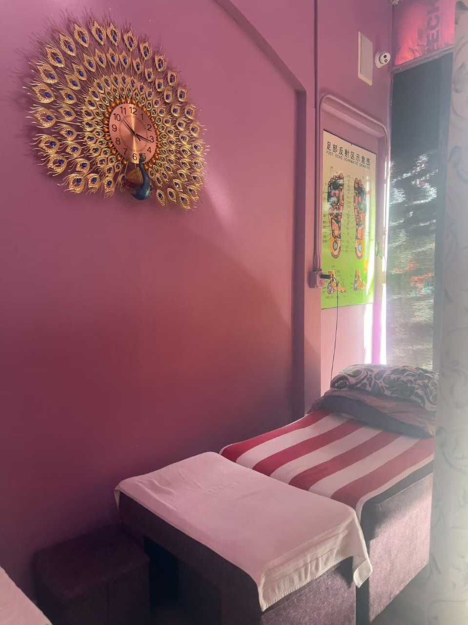 Oak Massage Spa interior